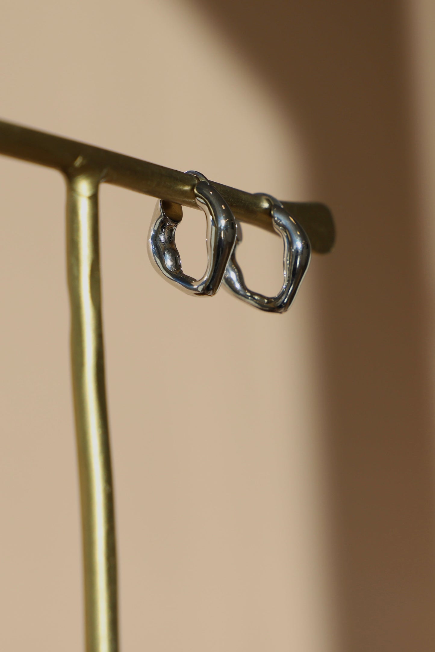 ORGANIC SILVER HOOPS - elizabeth + Bern