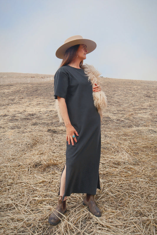 The Relax Dress - elizabeth + Bern