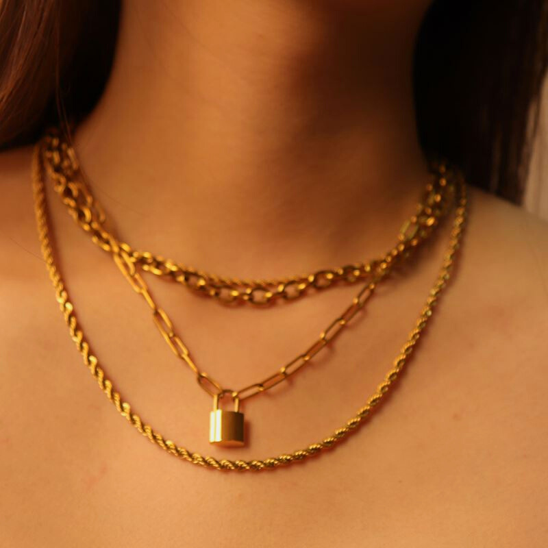 ARNAUDE HARDY NECKLACE - elizabeth + Bern