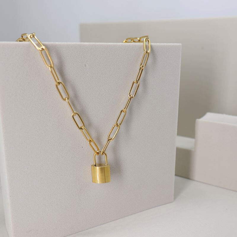 ARNAUDE HARDY NECKLACE - elizabeth + Bern