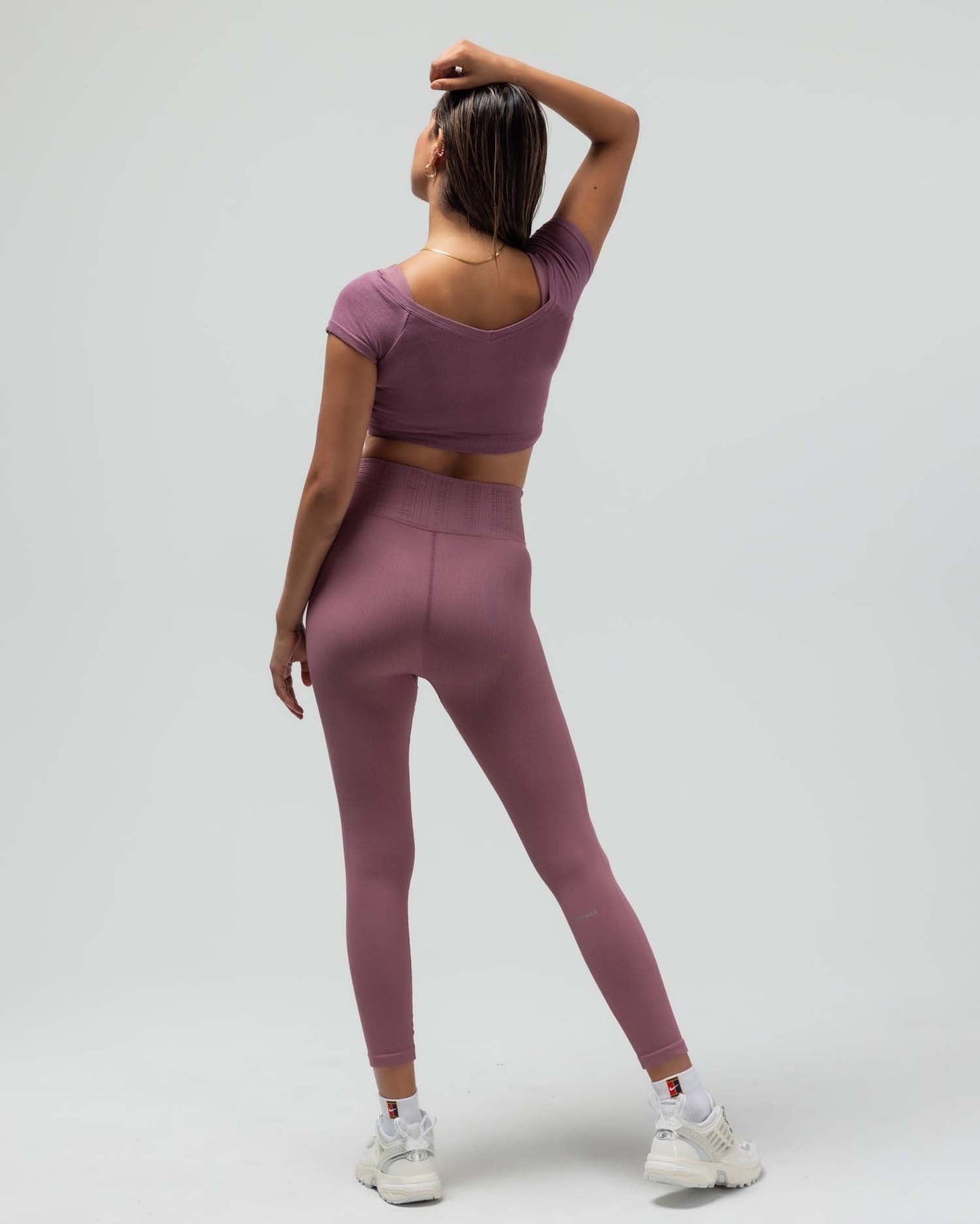 RIBBED CAP SLEEVE CROP TOP