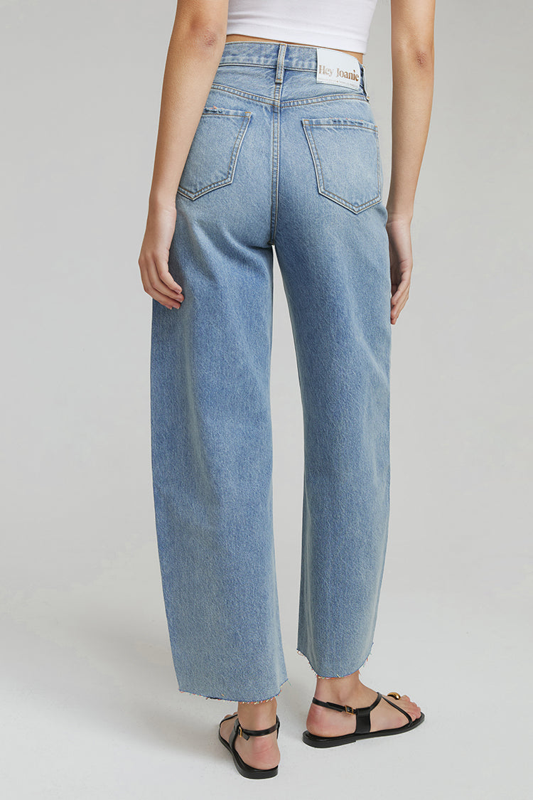 Moon Curve Raw Hem Crop Jeans HJ129