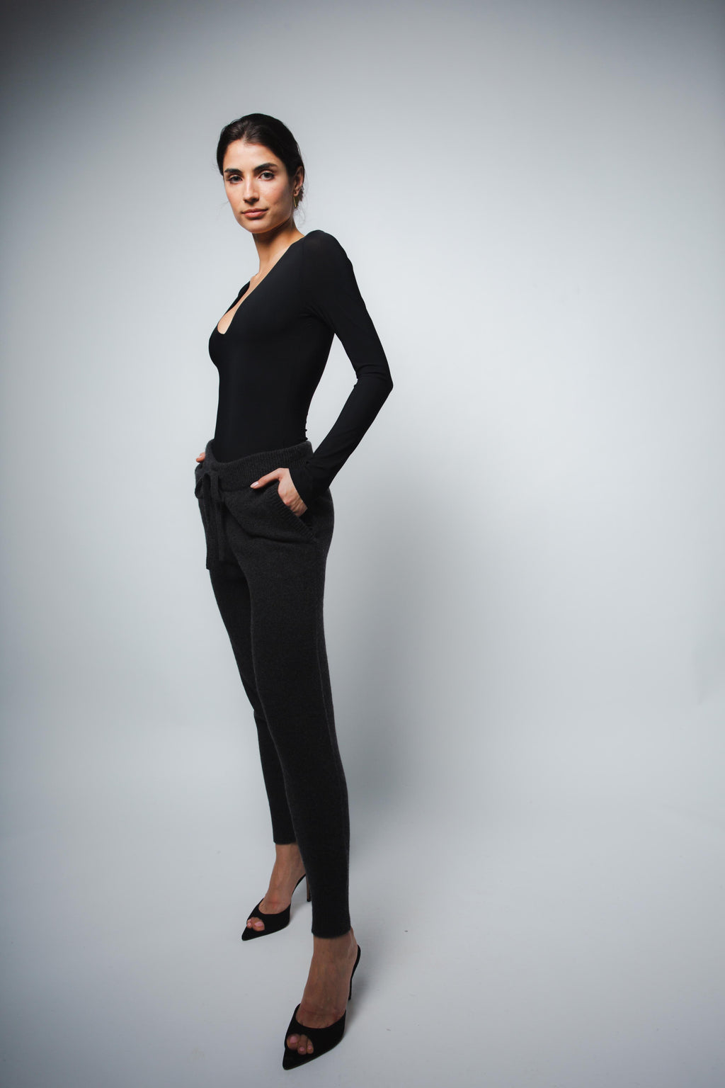 NOVA DOUBLE LAYER V-NECK BODYSUIT IN BLACK