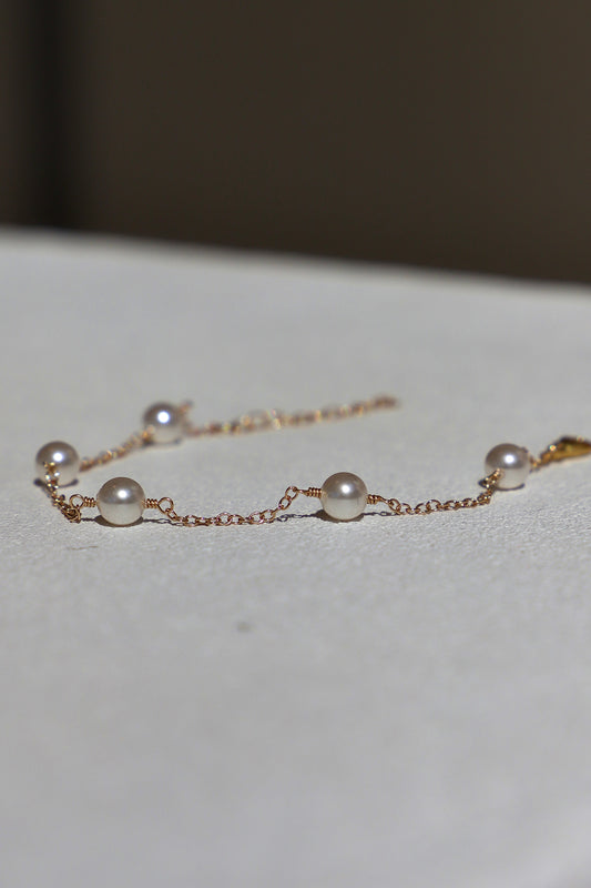GOLD PEARL STATION BRACELET - elizabeth + Bern