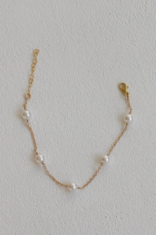 GOLD PEARL STATION BRACELET - elizabeth + Bern