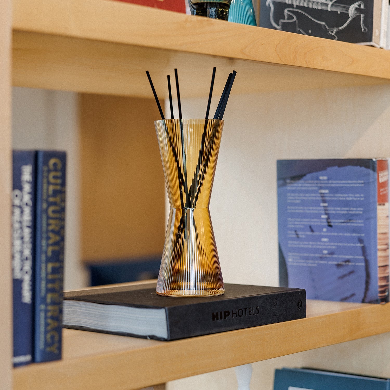 AIZ Reed Diffuser in Santal & Spice