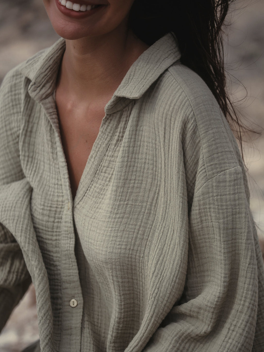 Echo Maxi Shirt - Khaki Green - elizabeth + Bern