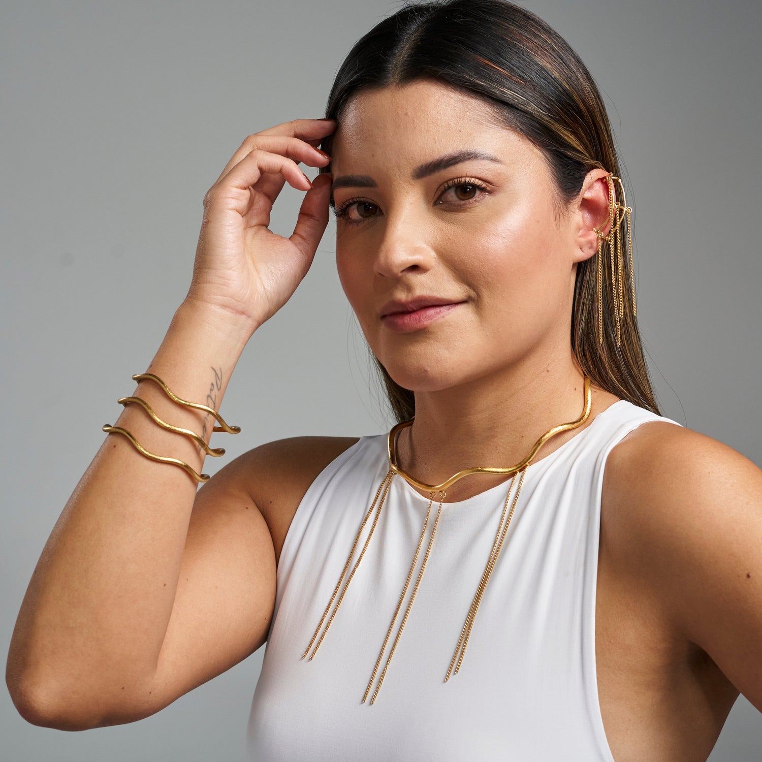 Son Latino Choker