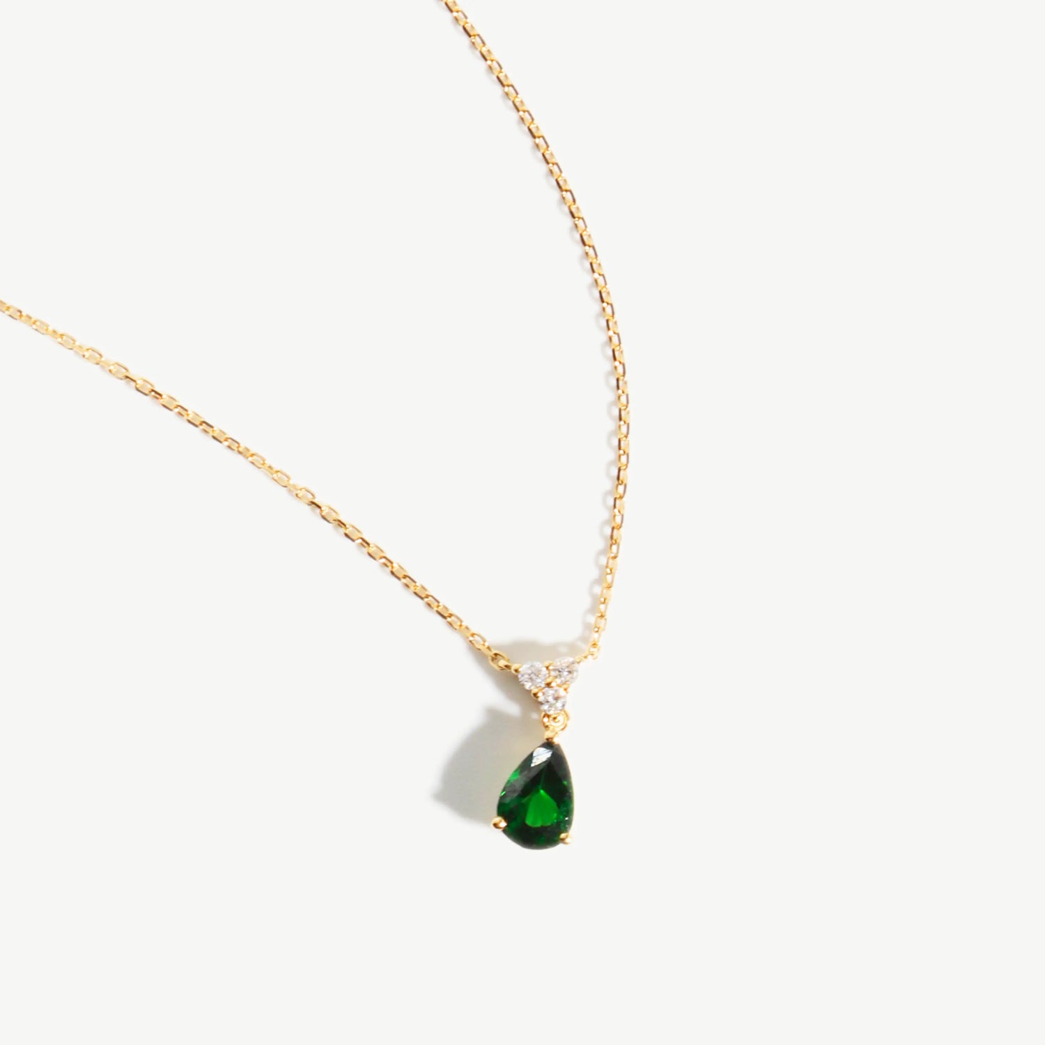 Jardin Vert Tsavorite & Diamond Pendant