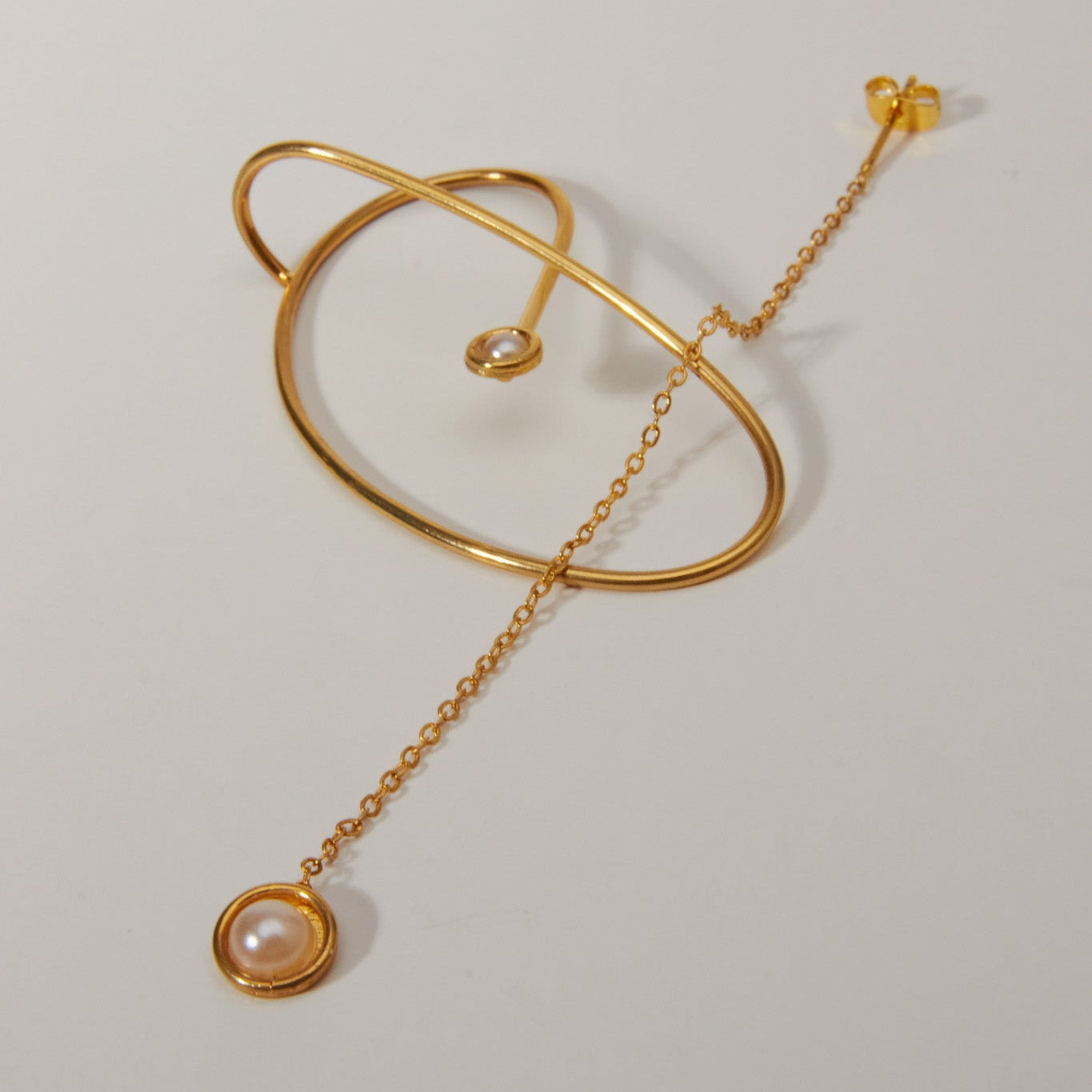 Mono pearl Earring