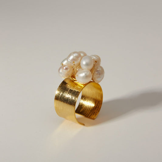 Pearls Ring