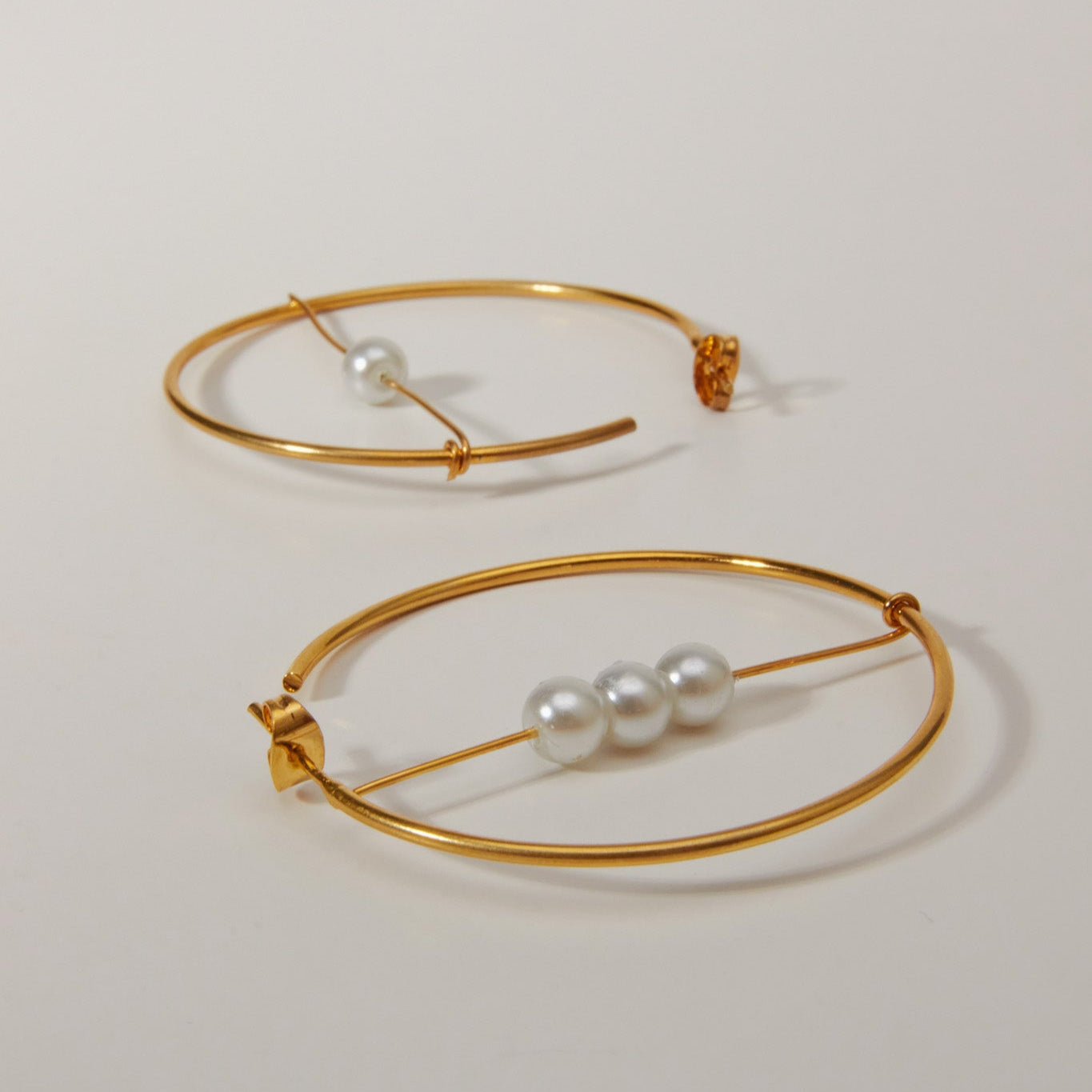 Nova Pearl Hoops