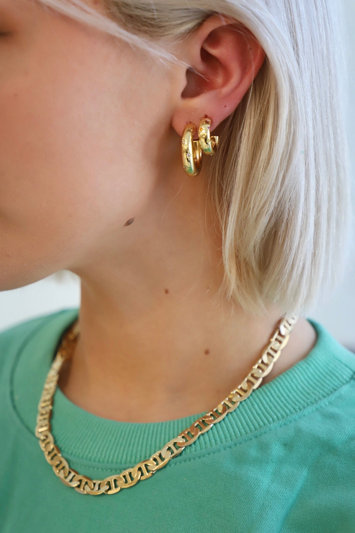 MEREDITH CZ STAR THICK HOOP - elizabeth + Bern