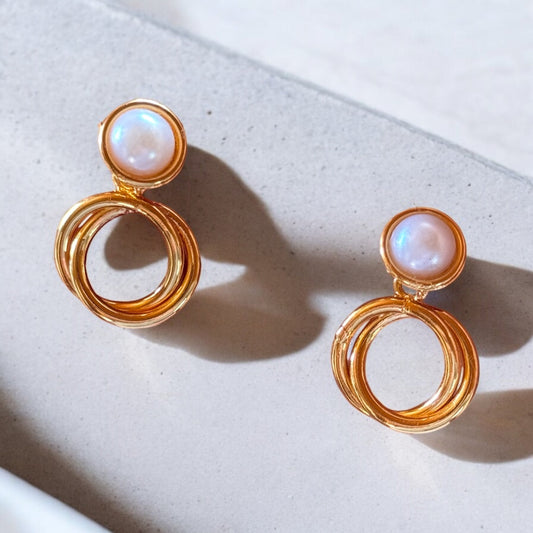 Circle Pearls Studs - elizabeth + Bern