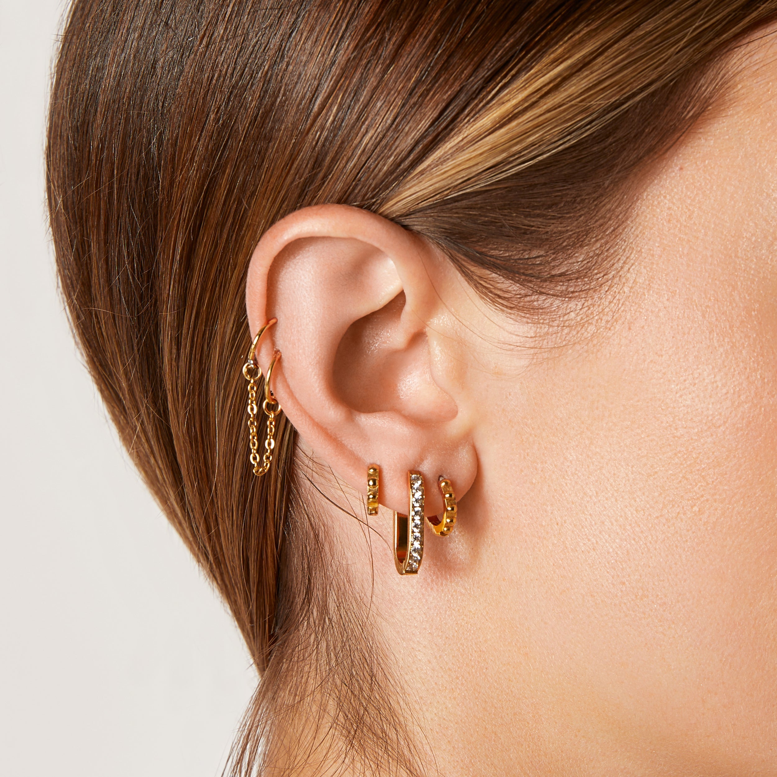 Pavé Trendsetter Hoop Earrings
