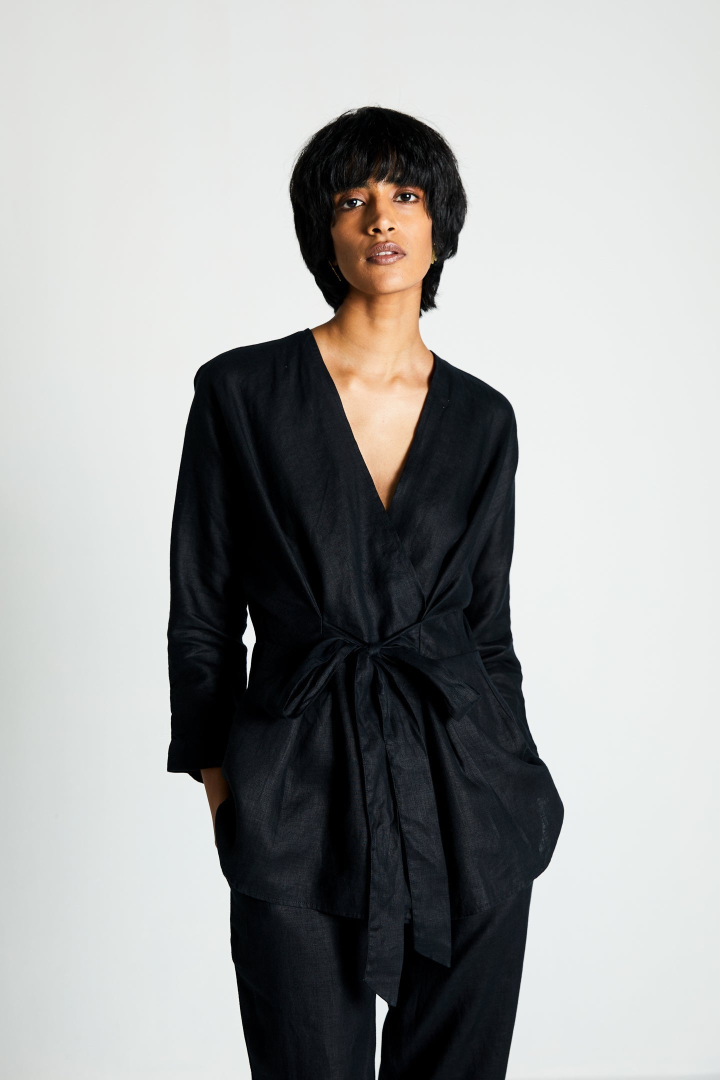 Power Moves Shirt in Black - elizabeth + Bern