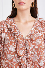 Chloe Shirt in Garden Roots.