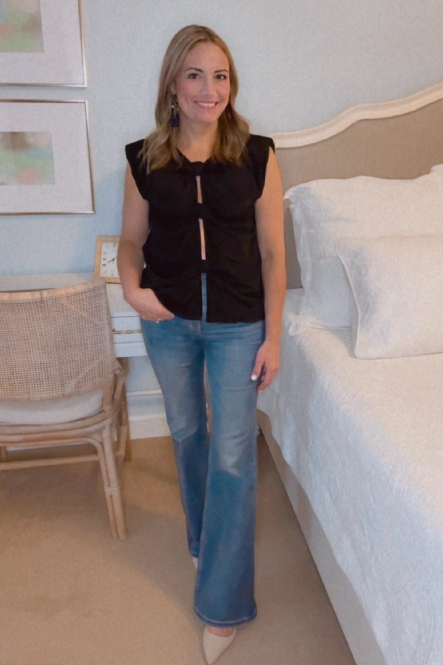 The Knot-so-Basic Top in Black