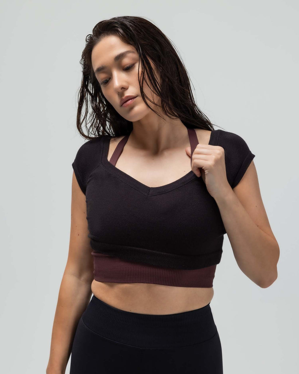 RIBBED CAP SLEEVE CROP TOP