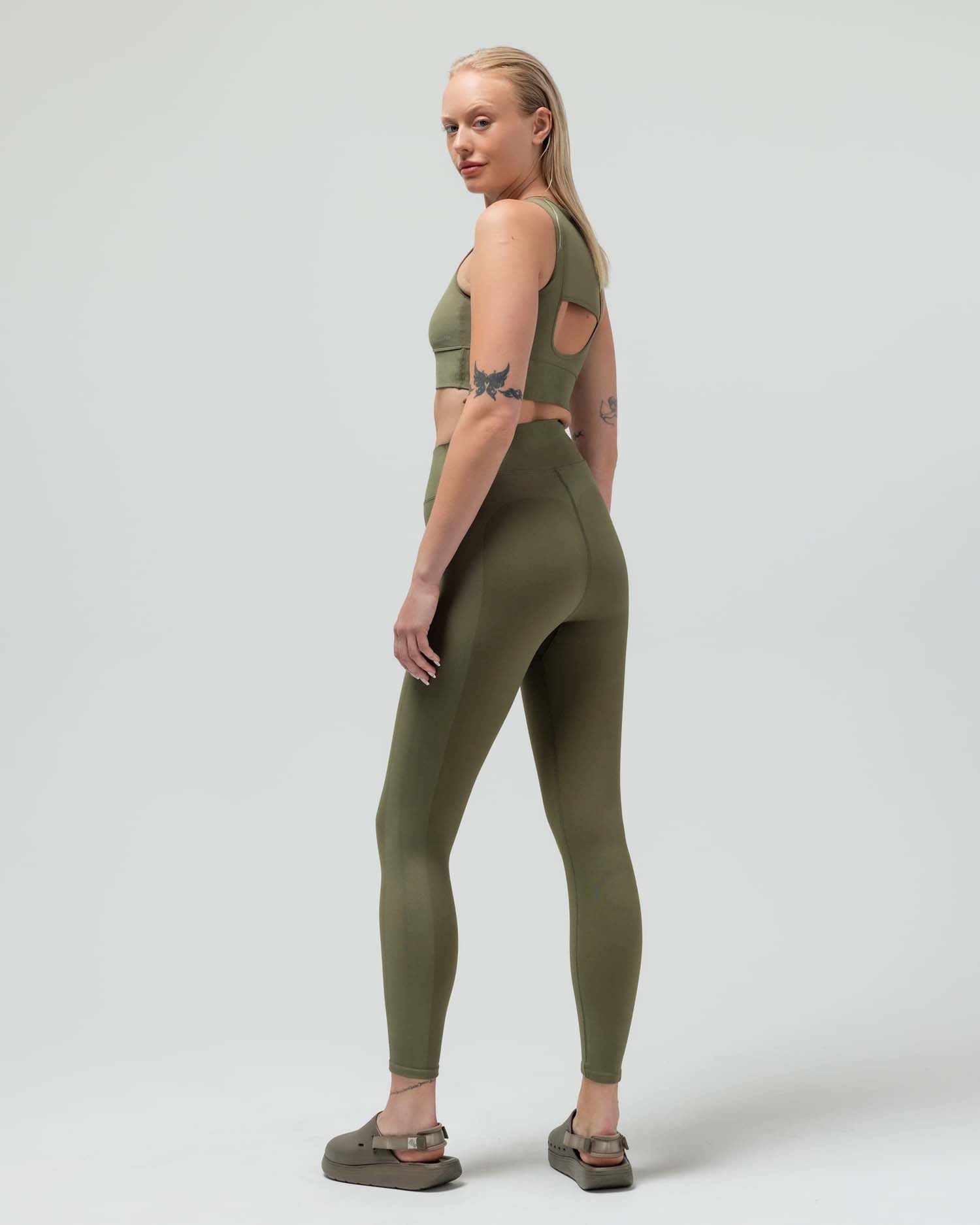THE COMPRESSION LEGGING W/FUSED WAIST BAND