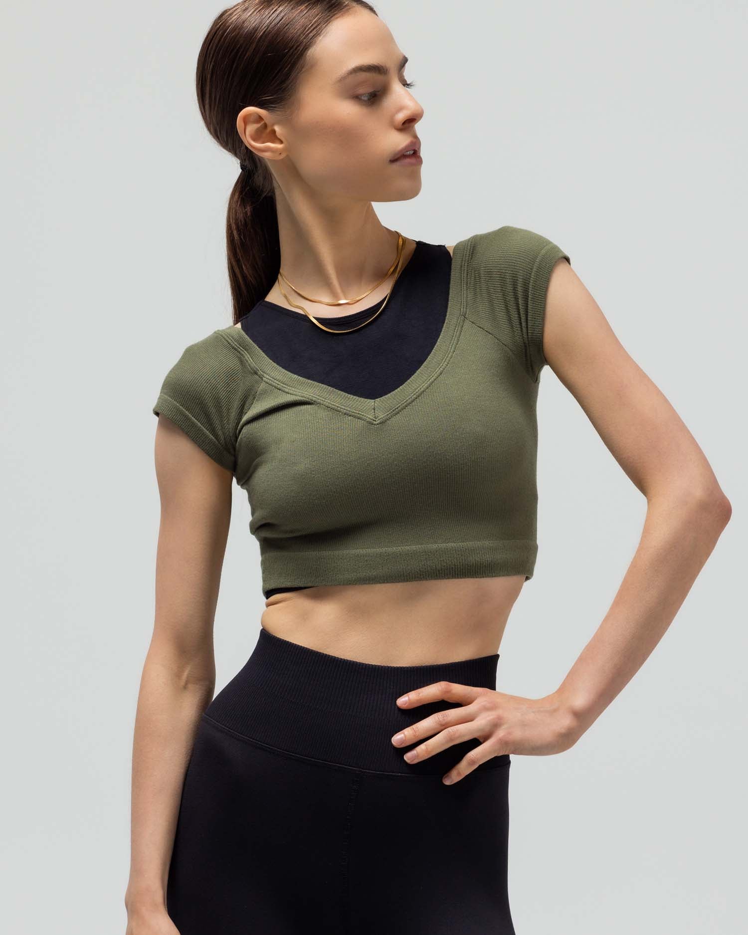 RIBBED CAP SLEEVE CROP TOP