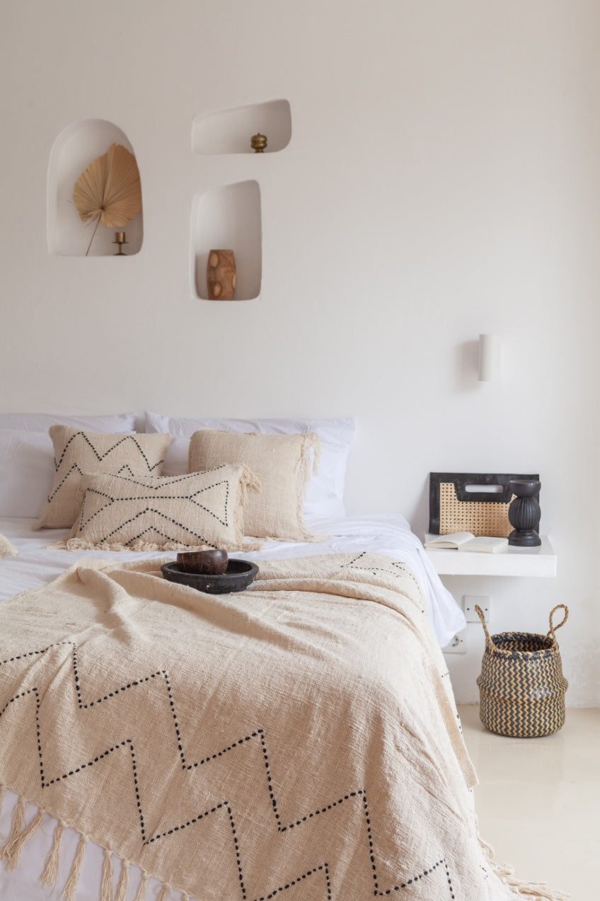 Hand Loomed Cotton Blanket in Black Motif