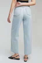 Moon Curve Raw Hem Crop Jeans HJ129