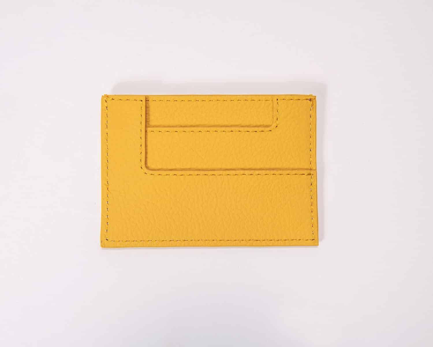 MUZI Cardholder - Yellow.