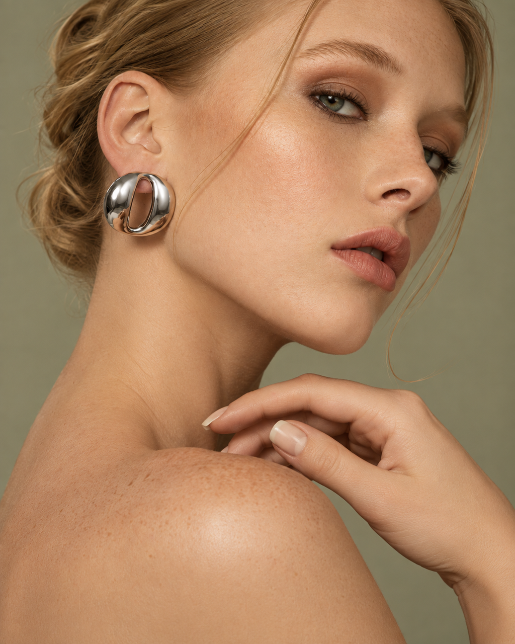 Olivia Dome Earrings