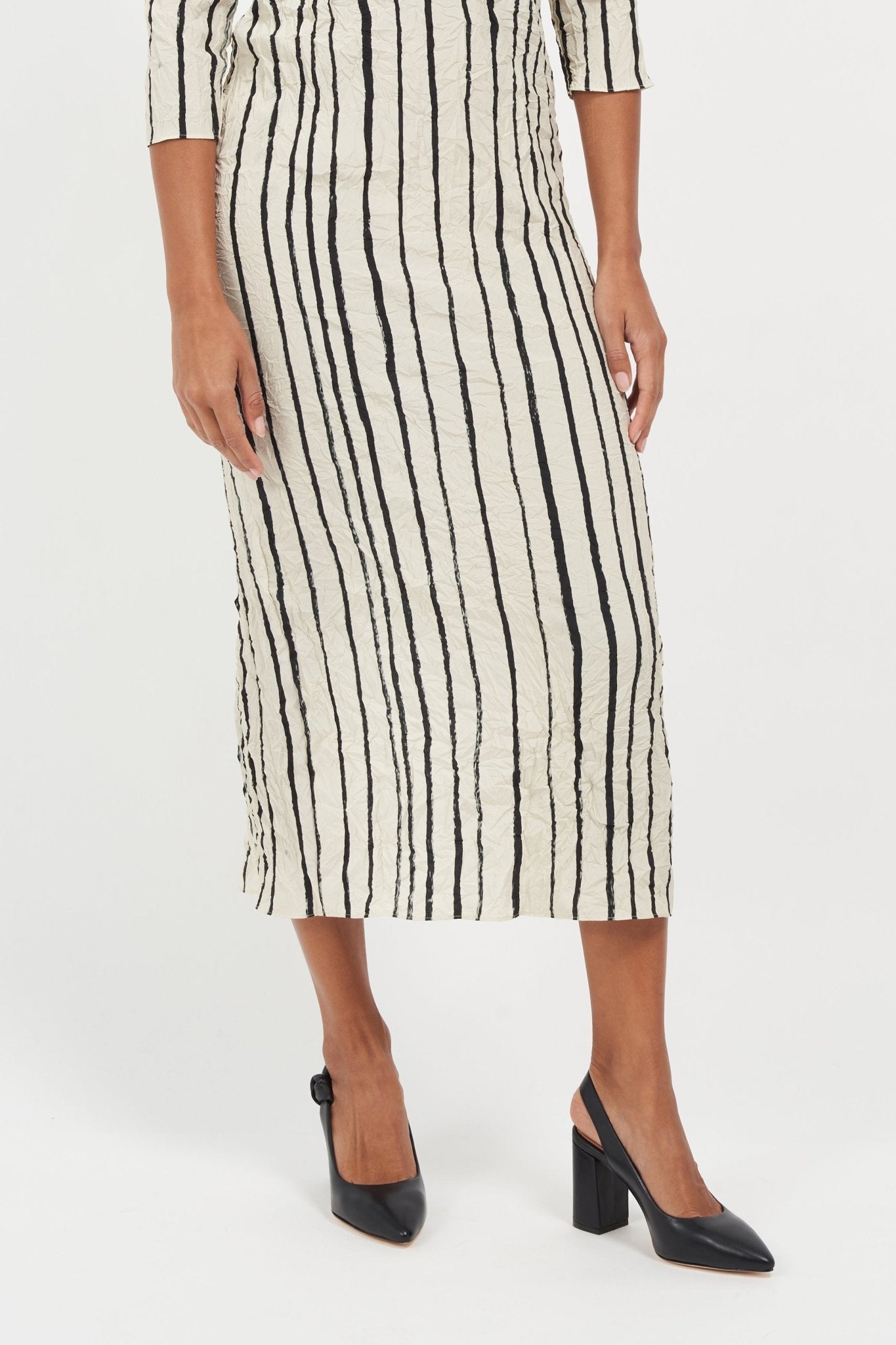 Daphne Black Slingback Pumps - elizabeth + Bern